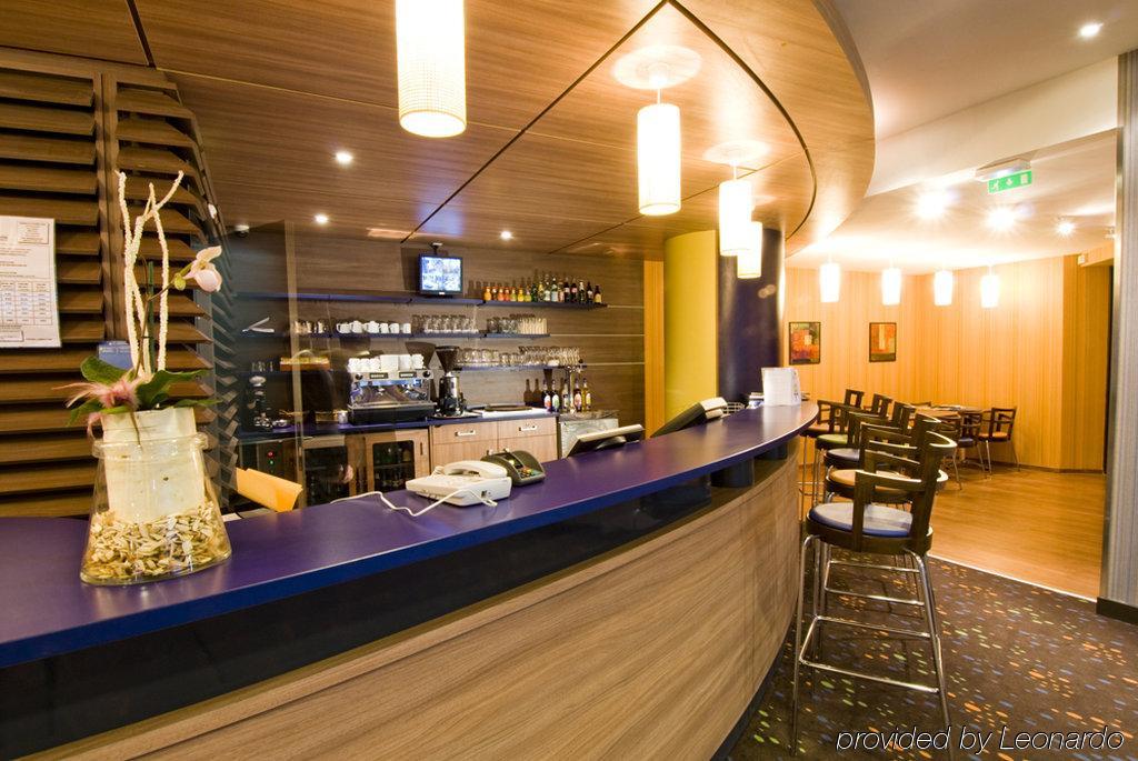 Canal Suites By Popinns Pantin Restaurant photo