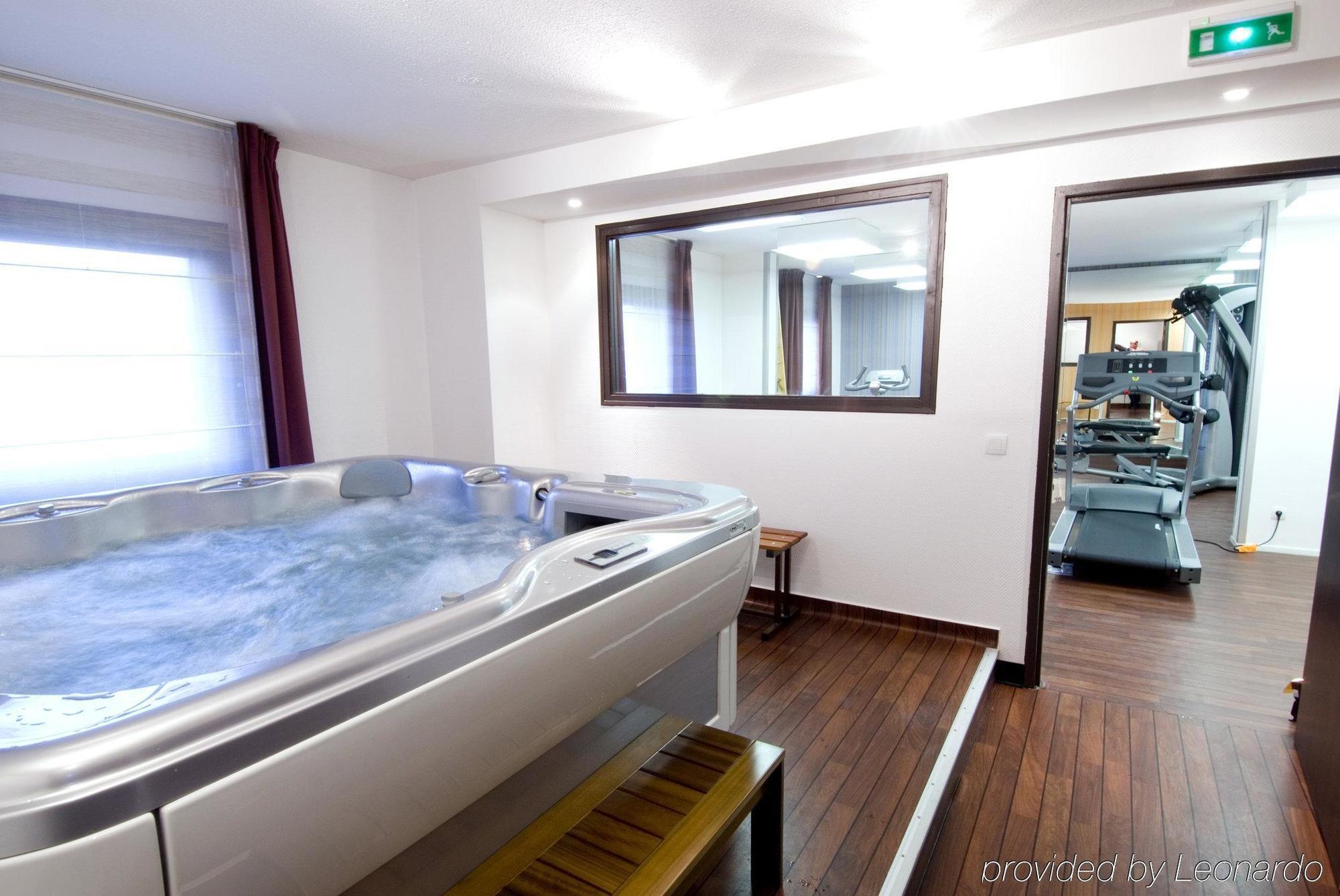 Canal Suites By Popinns Pantin Exterior photo